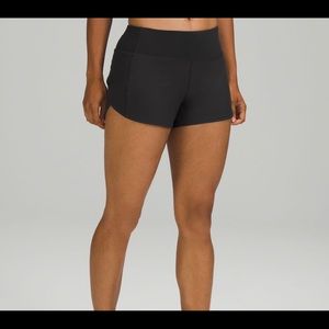 Lululemon Speed Up Mid Rise 4” Shorts